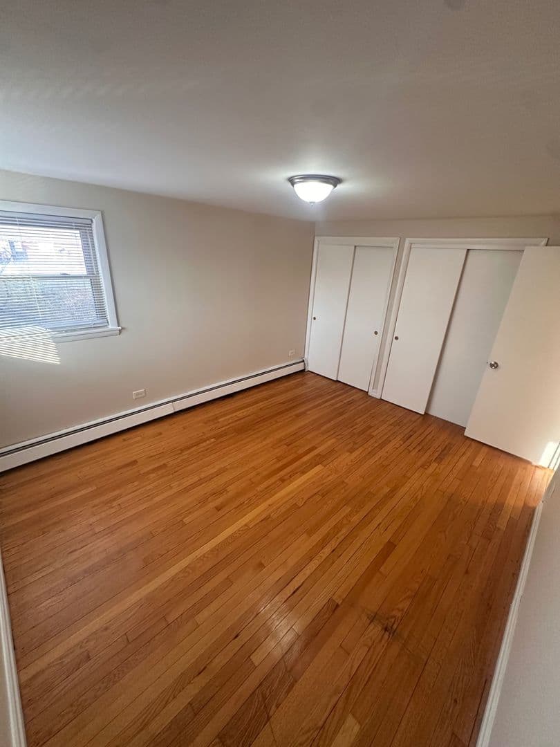 Chicago Apartment: 8916 South Justine Street