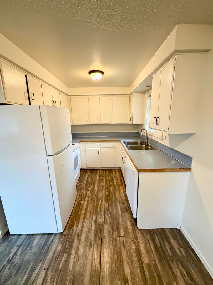 Vancouver House: 3609 L Street