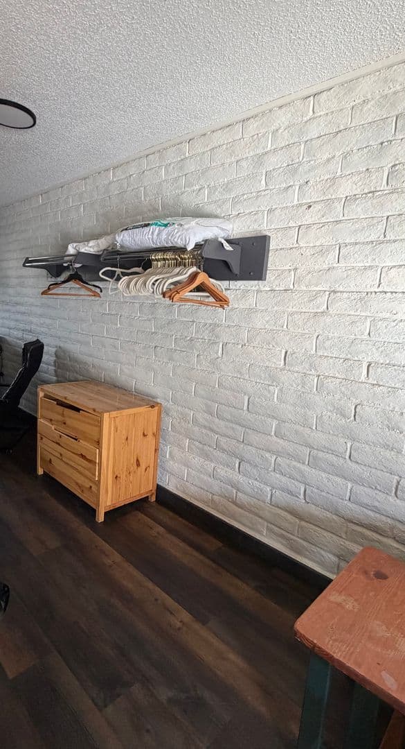Dolores Apartment: 701 Railroad Avenue