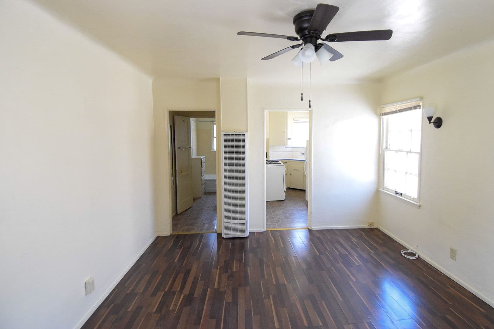 Los Angeles Apartment: 807 W. 30th St.