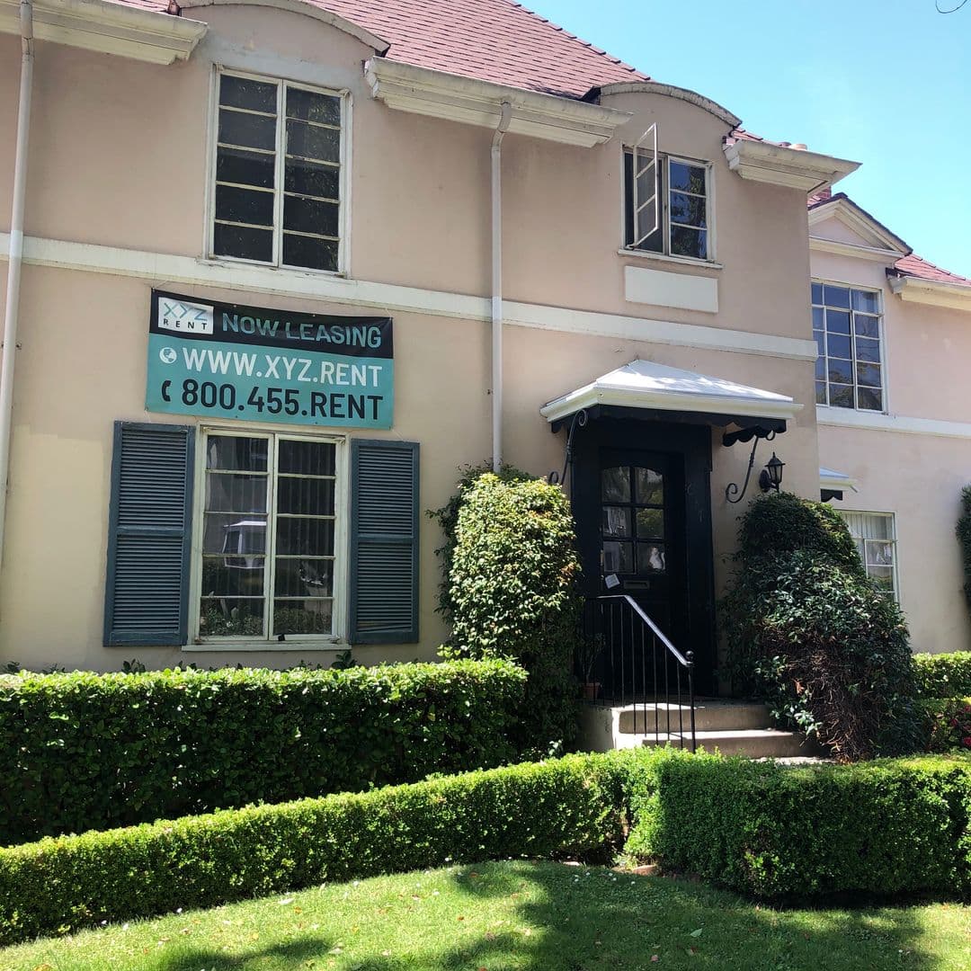 Los Angeles Apartment: 645-649 Midvale Ave.