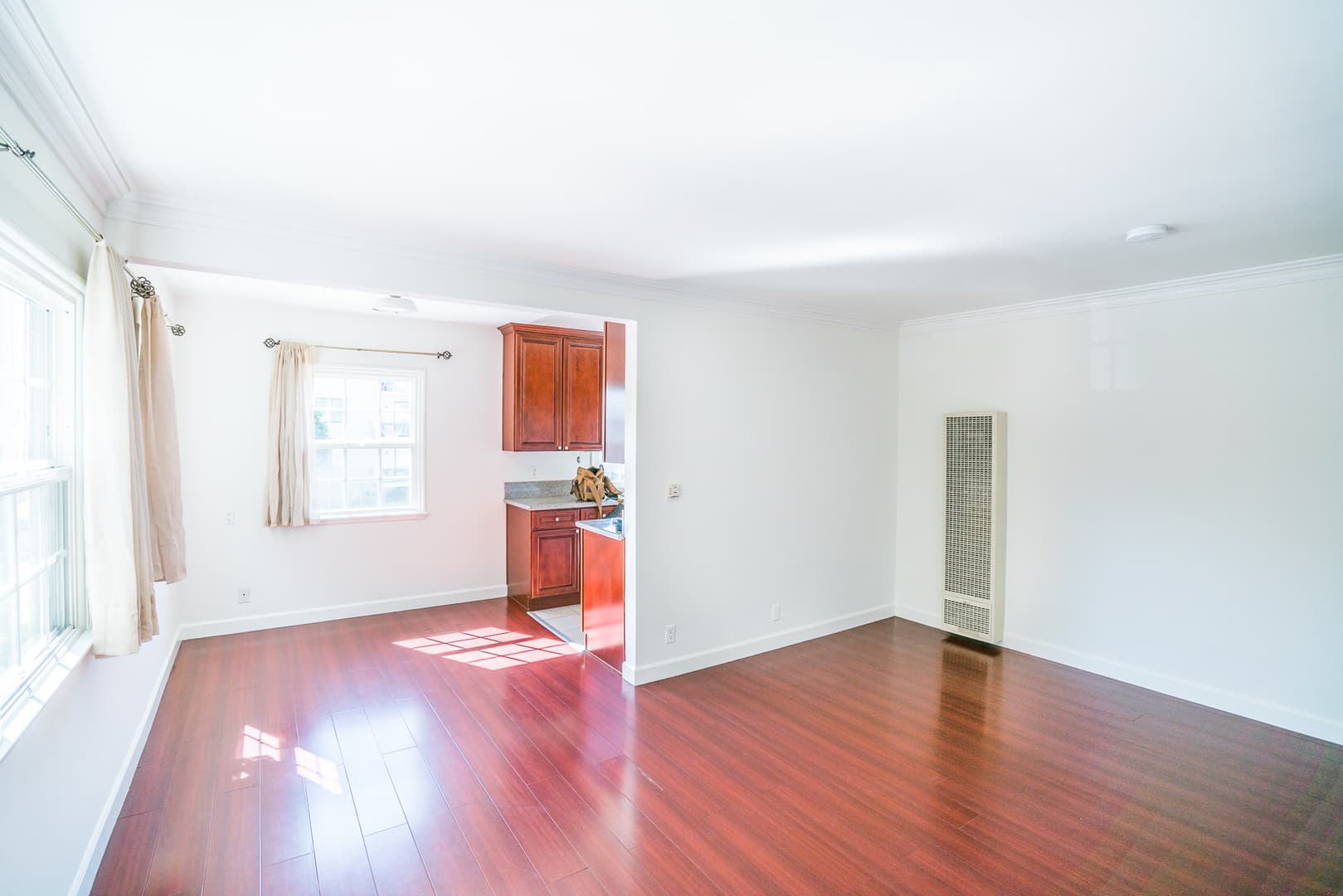 Los Angeles Apartment: 10385 W Olympic Blvd.