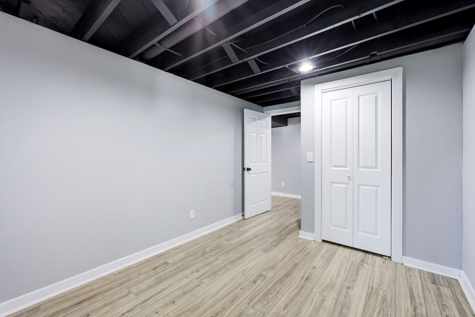 Kansas City House: 2602 NW 86th St