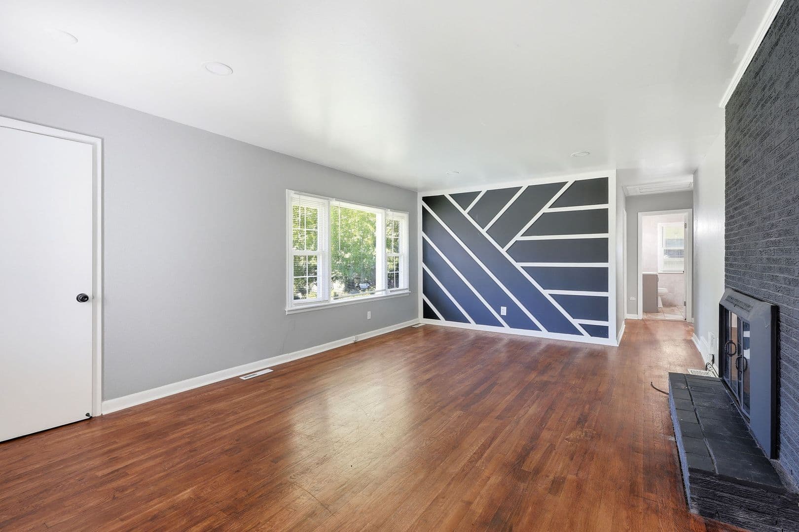 Kansas City House: 2602 NW 86th St