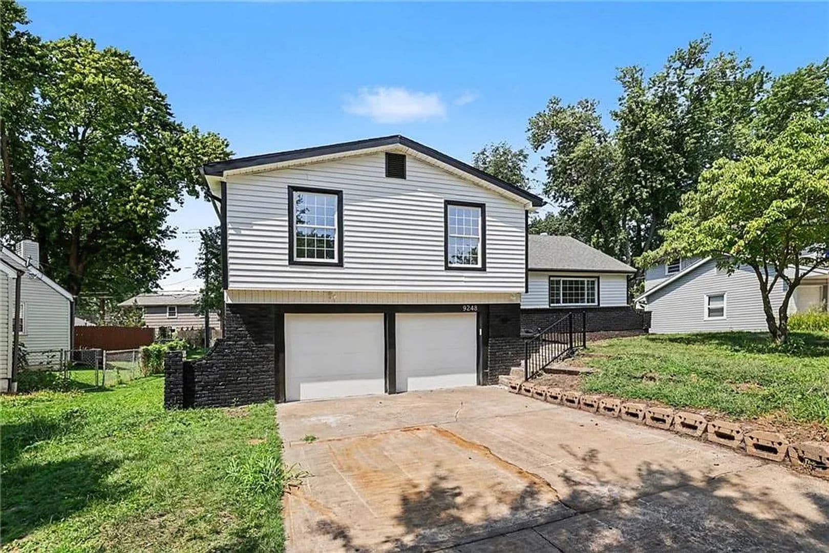 Overland Park House: 9248 Switzer Rd
