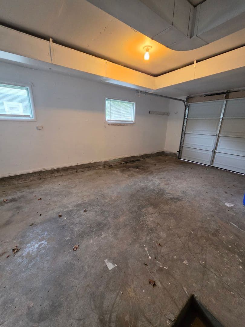 Lenexa House: 13512 W 90th Pl