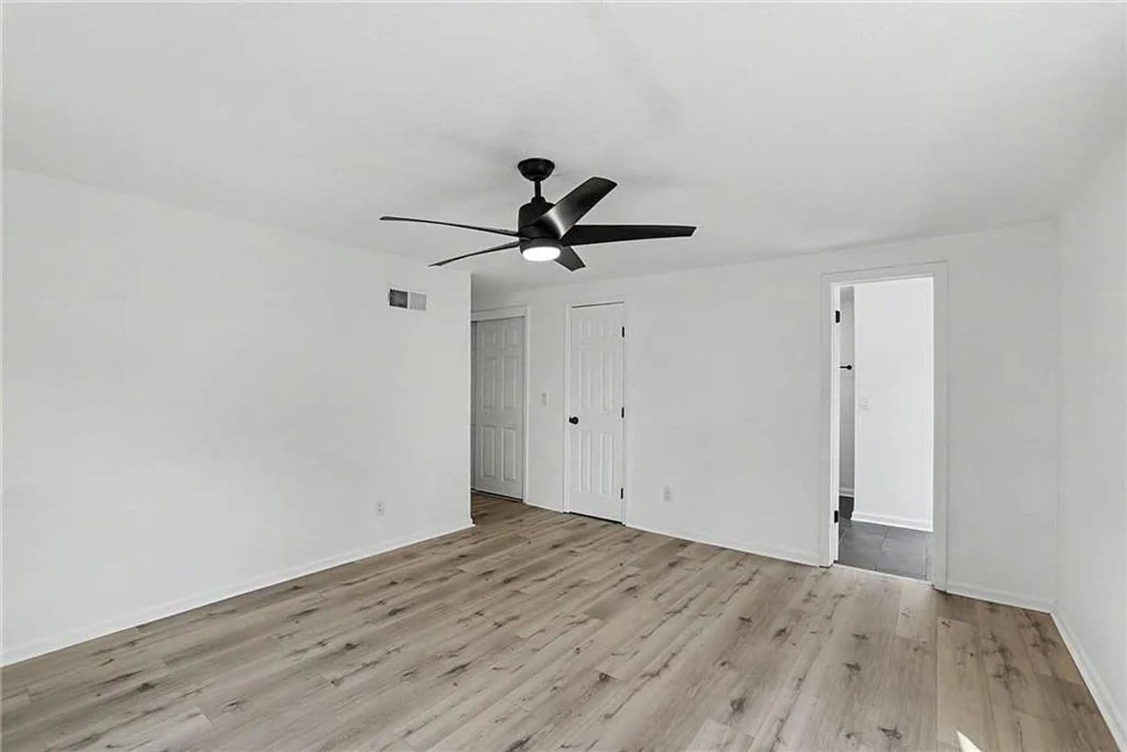 Overland Park House: 9248 Switzer Rd