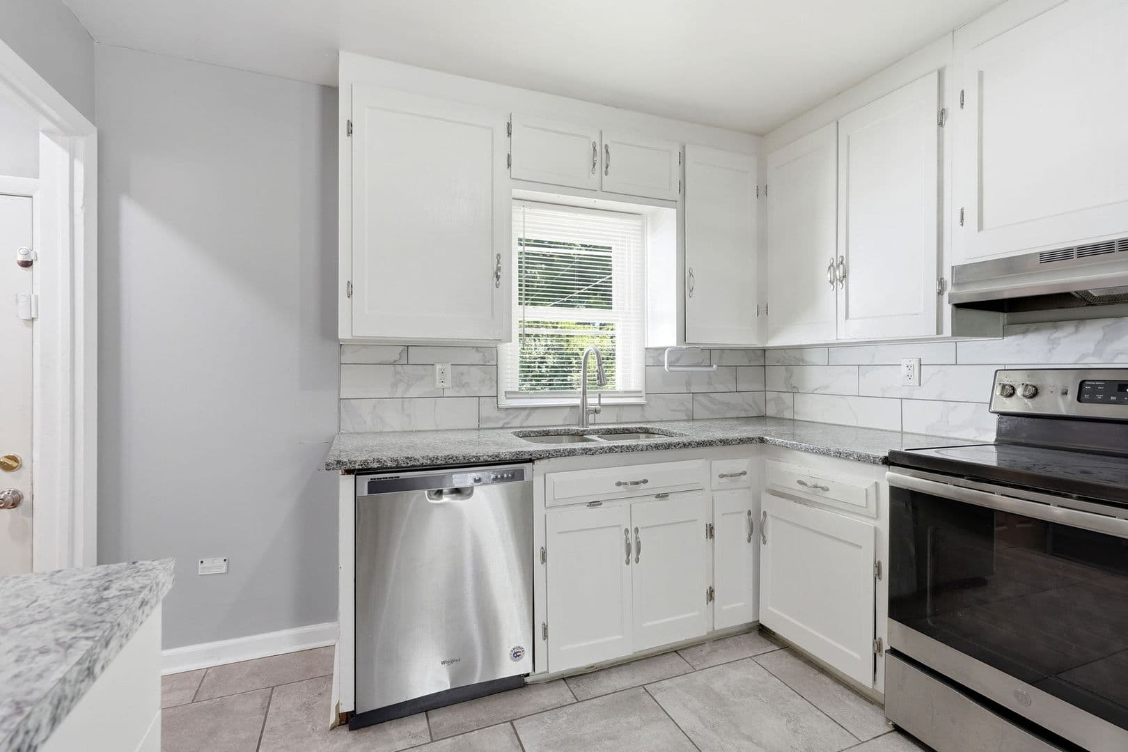 Kansas City House: 2602 NW 86th St