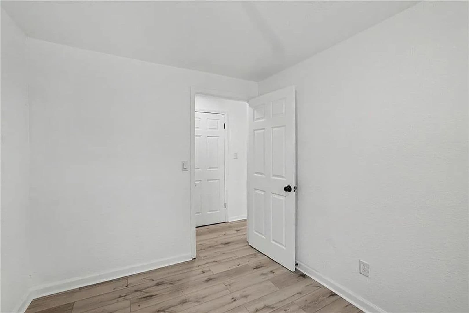 Overland Park House: 9248 Switzer Rd