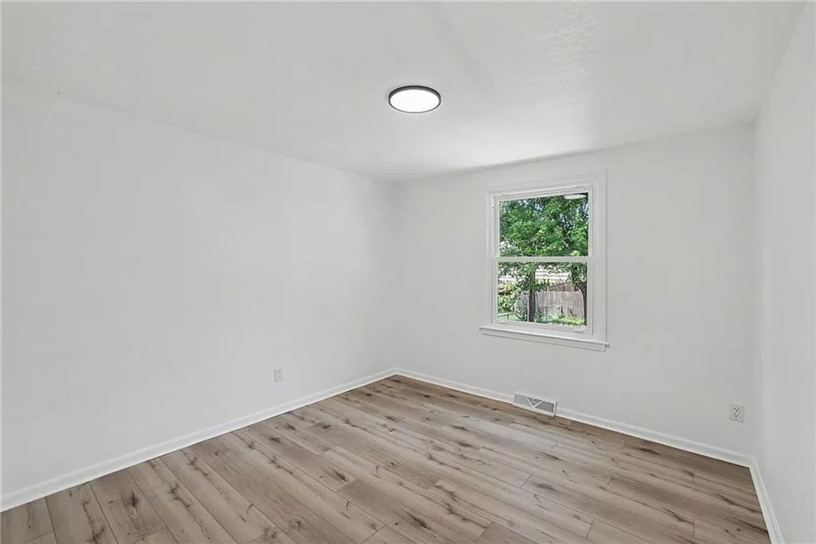 Overland Park House: 9248 Switzer Rd