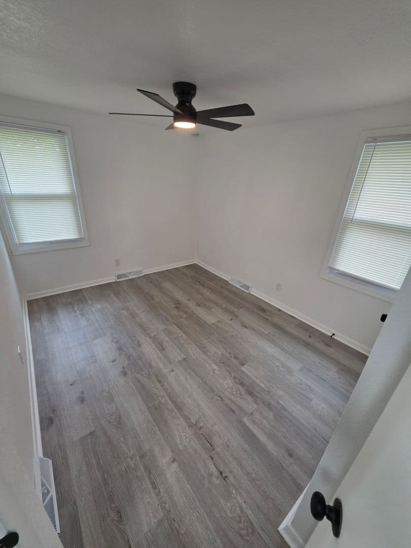 Lenexa House: 13512 W 90th Pl