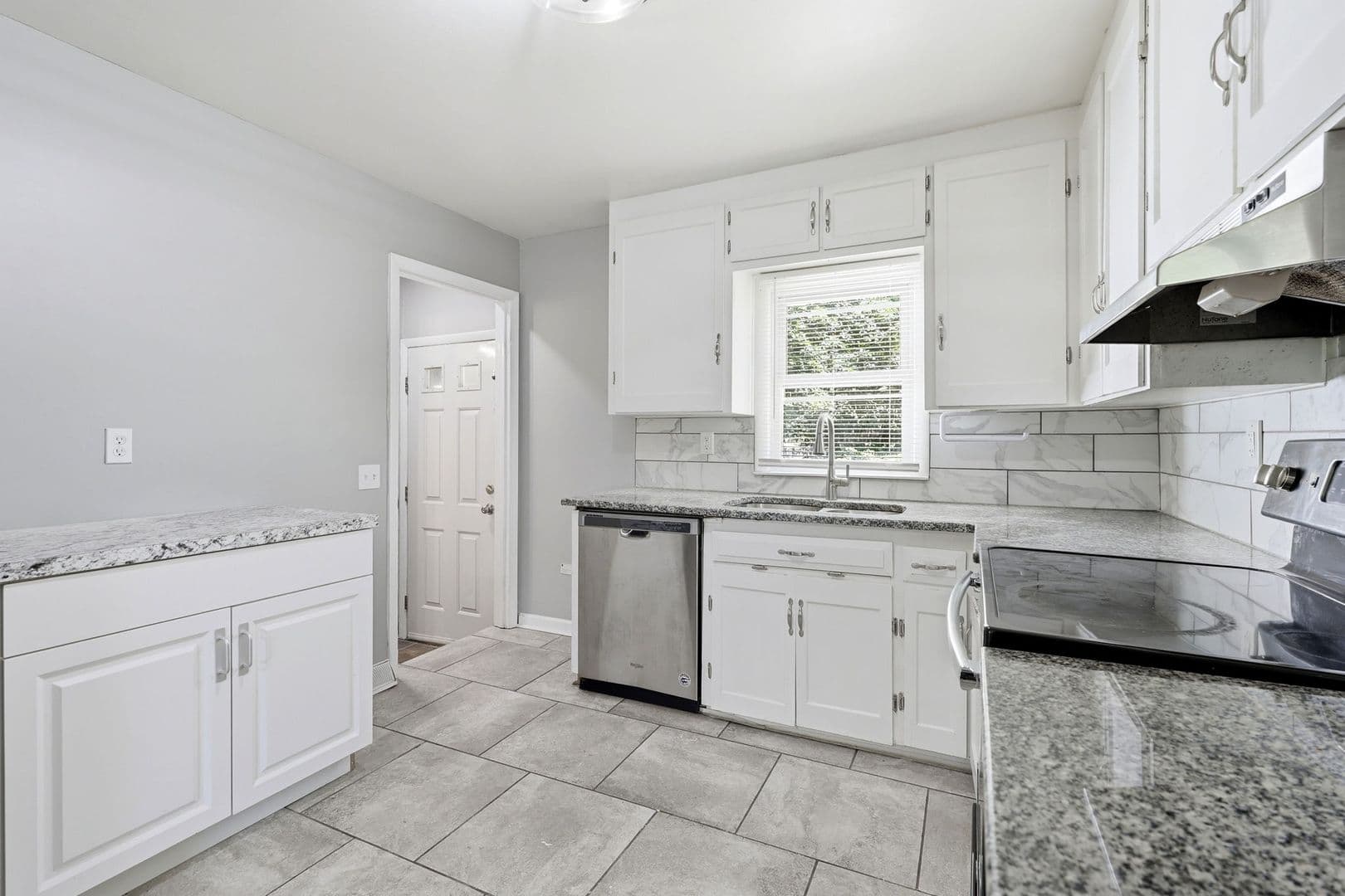 Kansas City House: 2602 NW 86th St