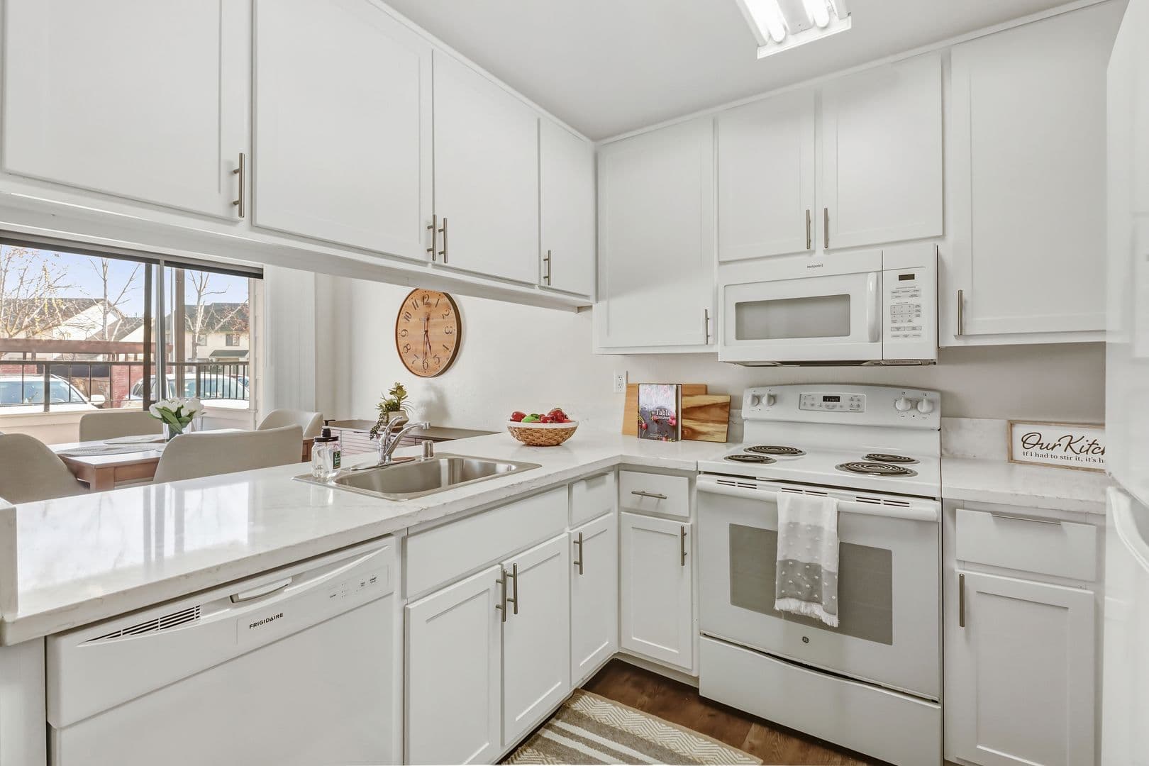 Davis Apartment: 2323 Shasta Drive
