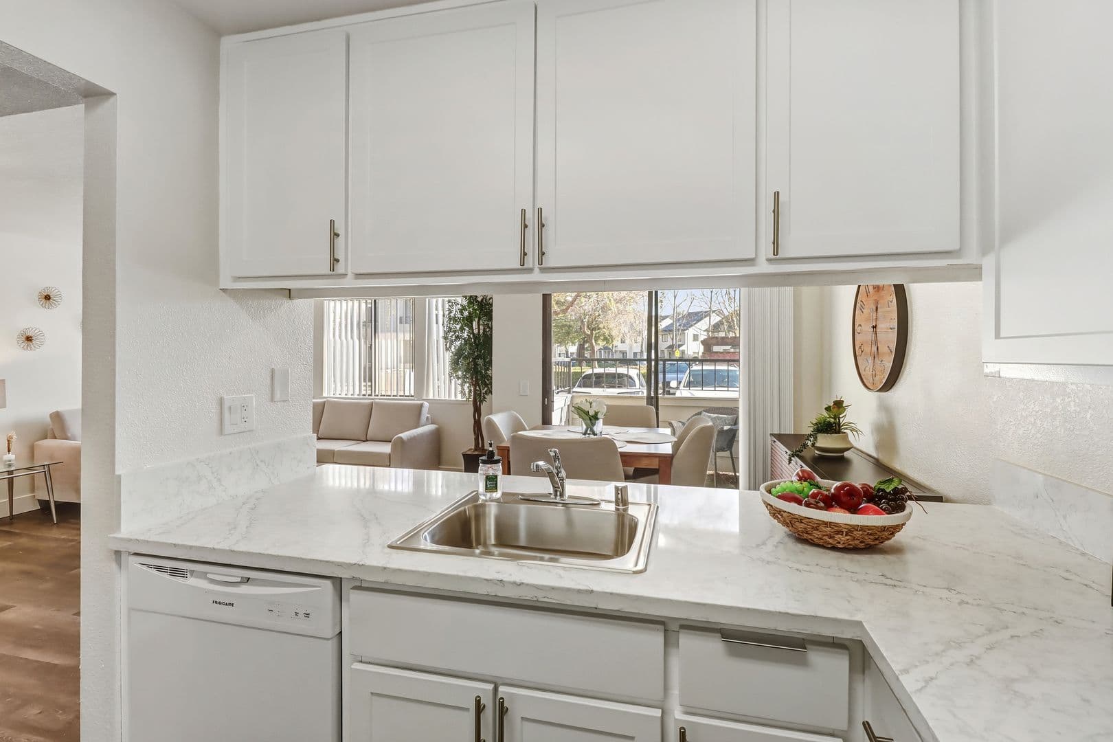 Davis Apartment: 2323 Shasta Drive