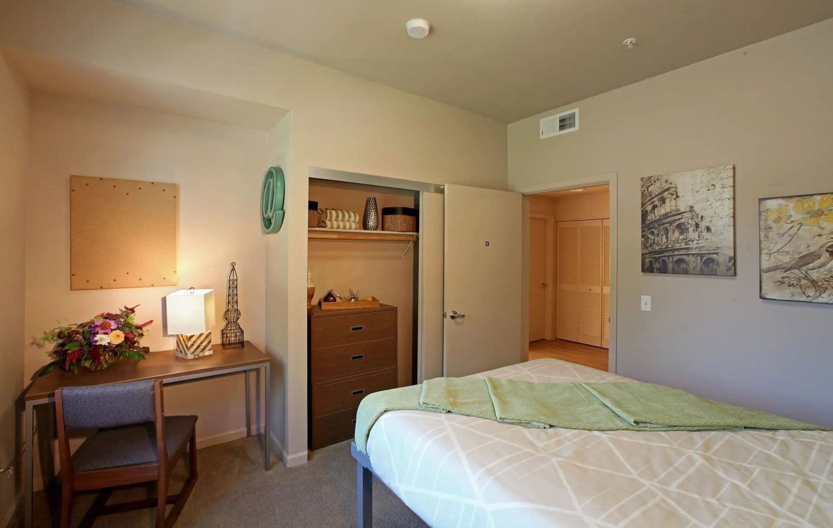 Davis Apartment: 1440 Wake Forest Drive