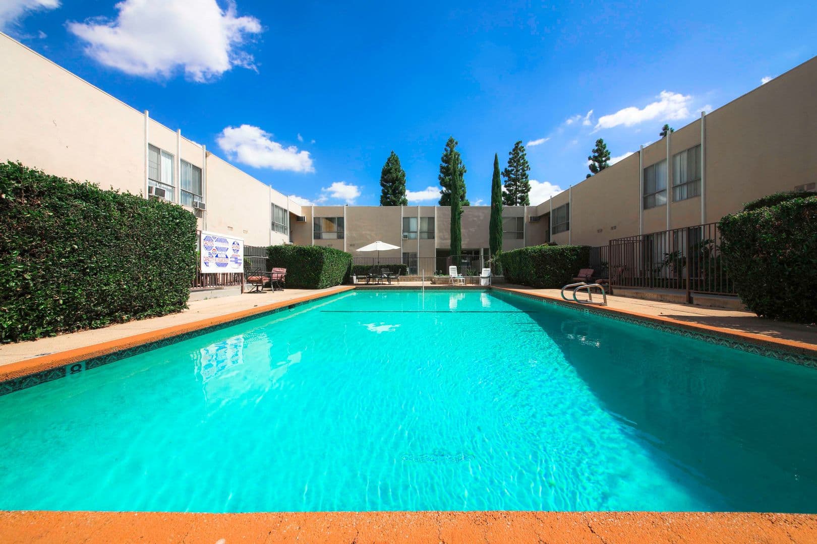 Porter Ranch Apartment: 10557 Lindley Ave.