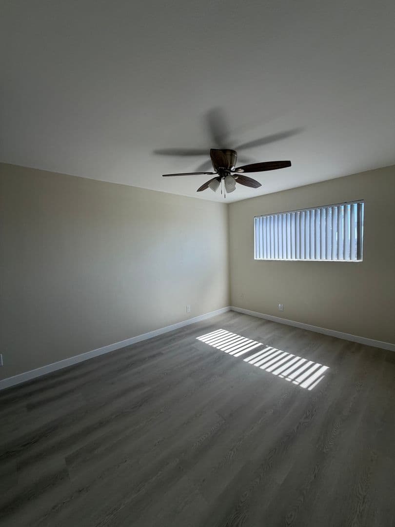 North Hollywood Apartment: 6711 Cleon Ave.
