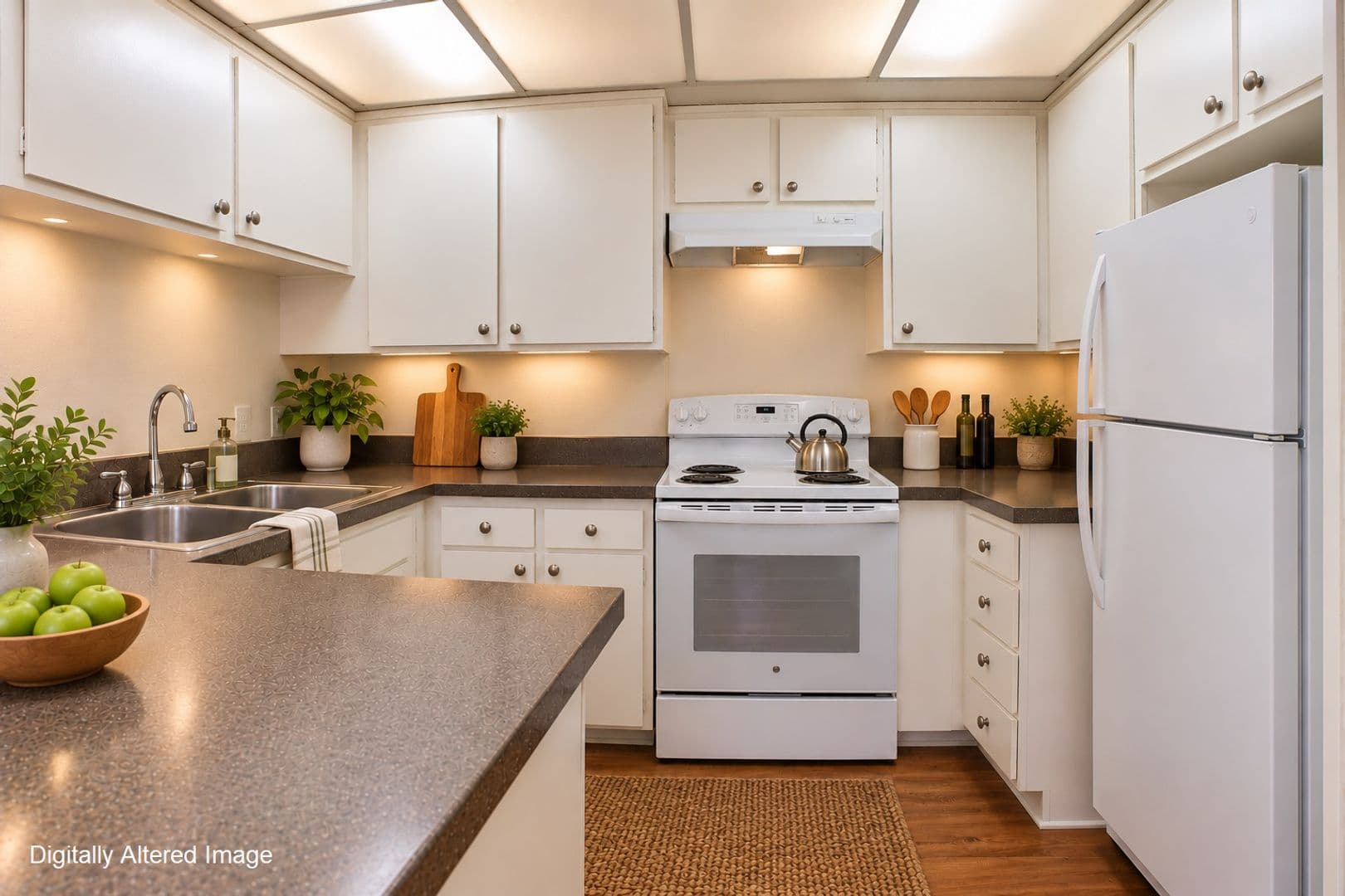 Van Nuys Apartment: 17339 Vanowen Street
