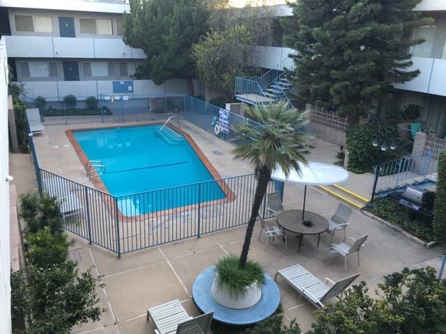 Northridge Apartment: 8830 Etiwanda Ave