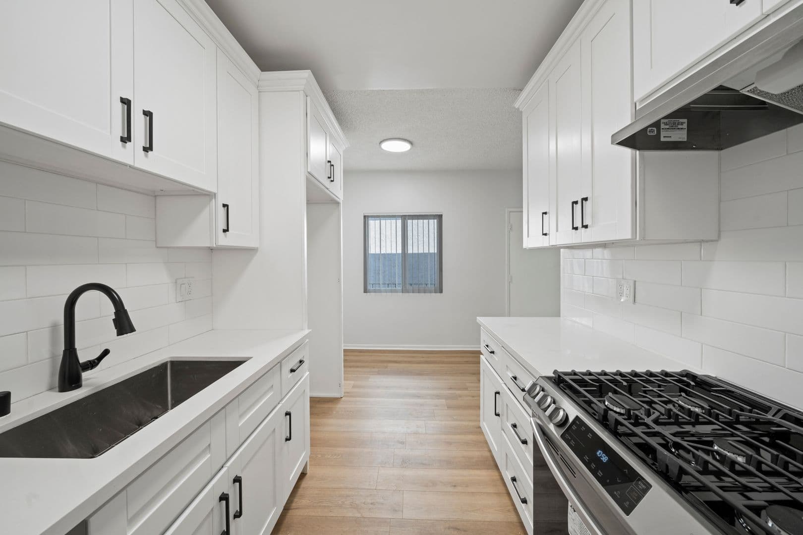 Glendale Apartment: 317 Western Ave