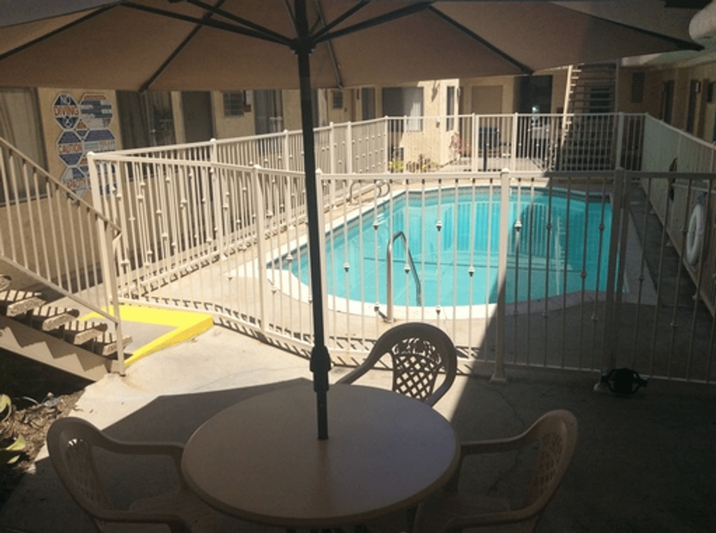 Canoga Park Apartment: 8360 Northgate Avenue