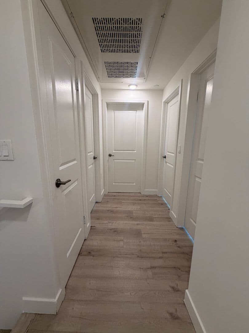Panorama City Apartment: 14828 Rayen Street