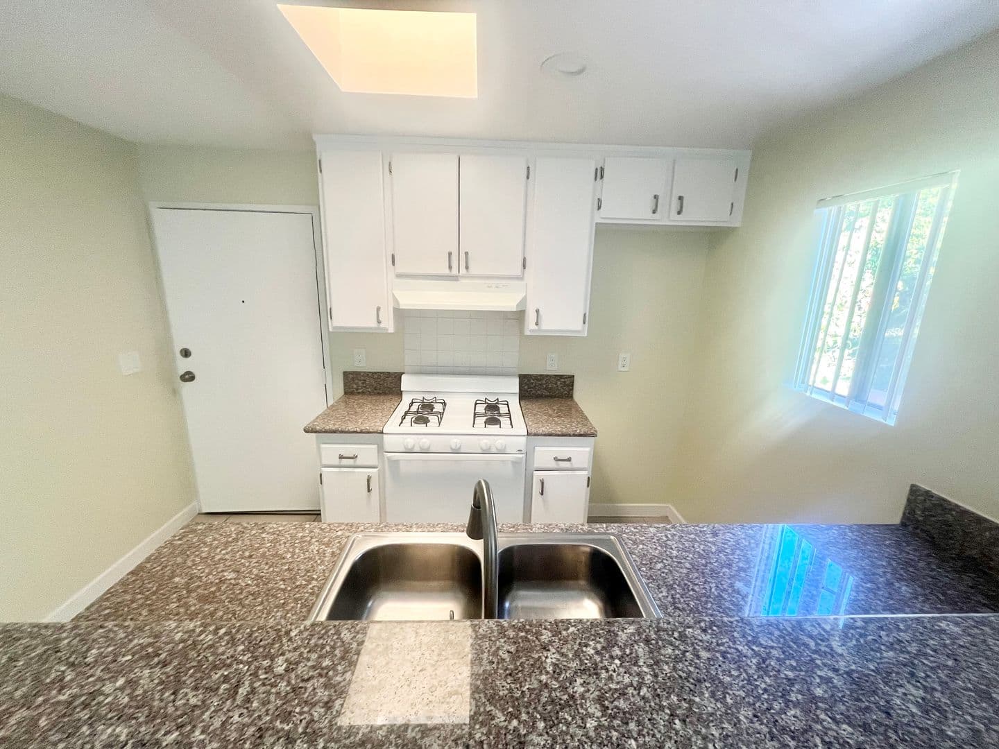 Pacoima Apartment: 10800 Glenoaks Blvd.