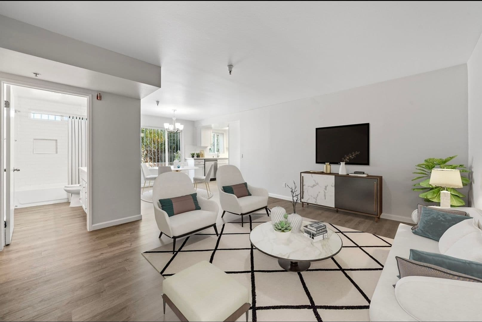 Los Angeles Apartment: 615 N. Juanita Ave