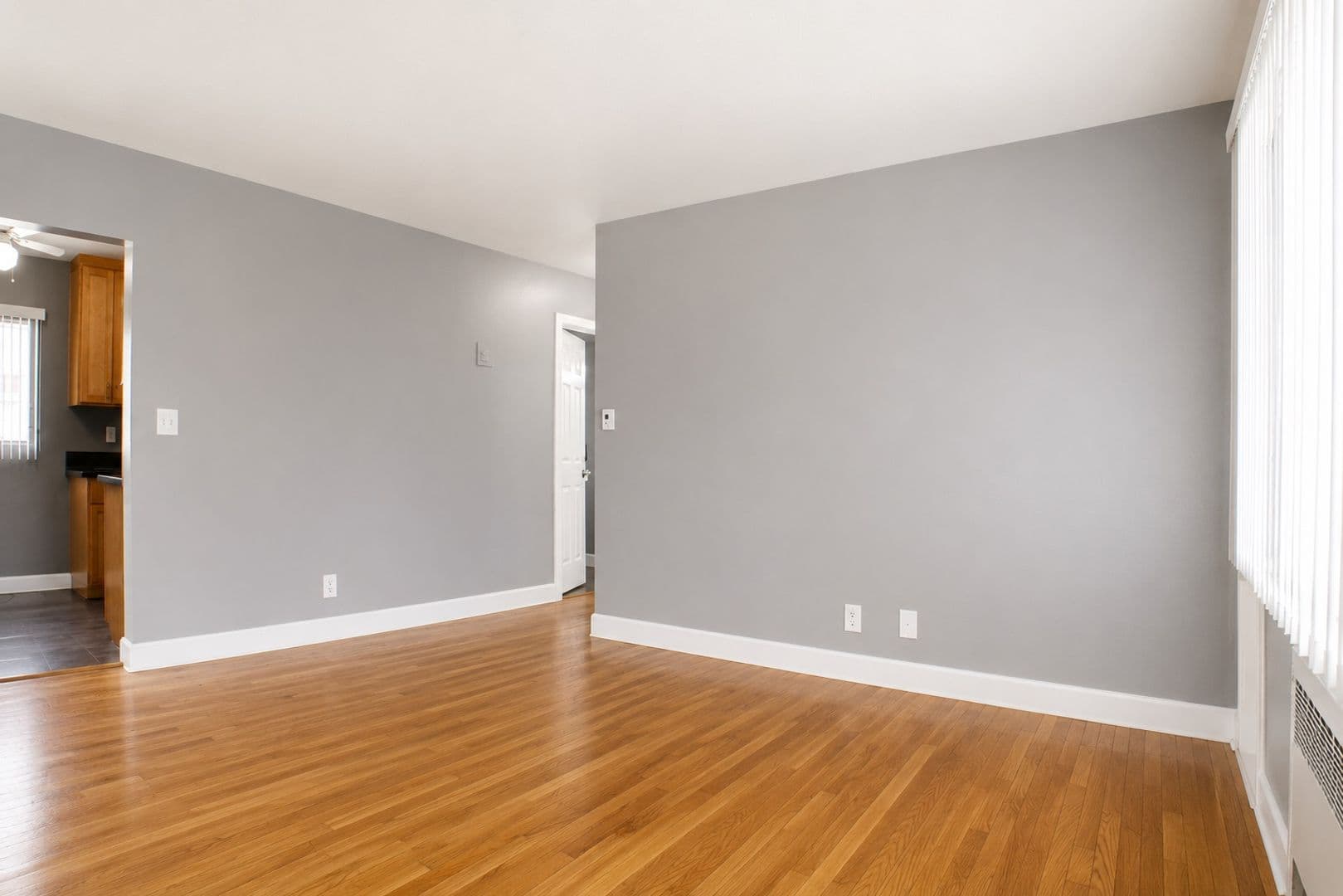 North Hollywood Apartment: 6859-6865 Fulton Ave.
