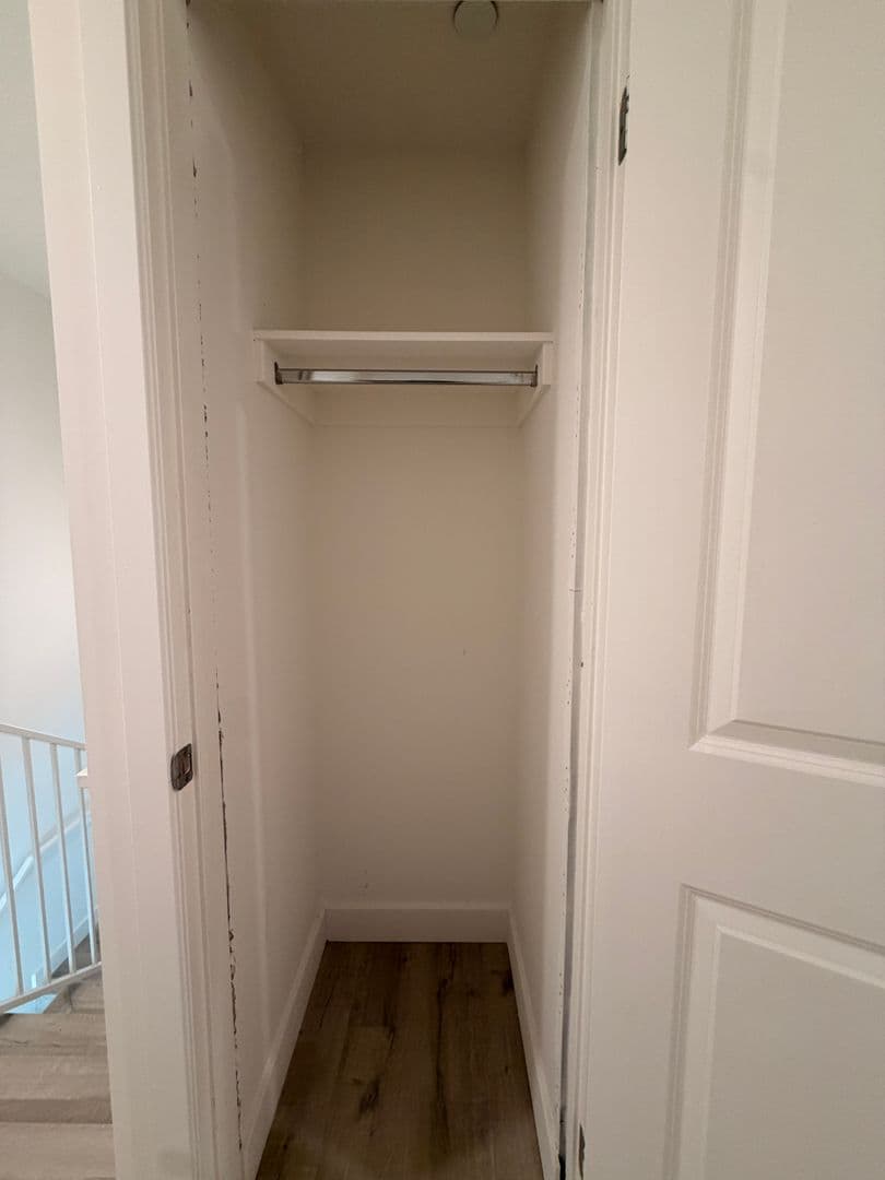 Panorama City Apartment: 14828 Rayen Street