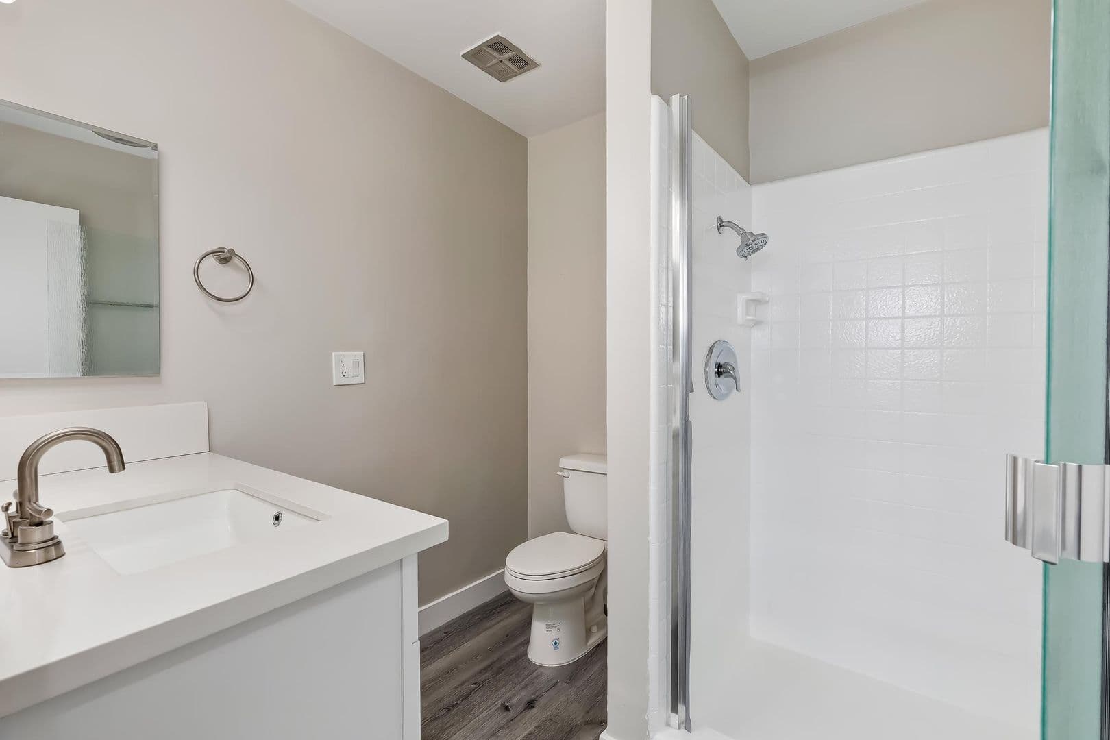 Sherman Oaks Apartment: 14320 Addison St.
