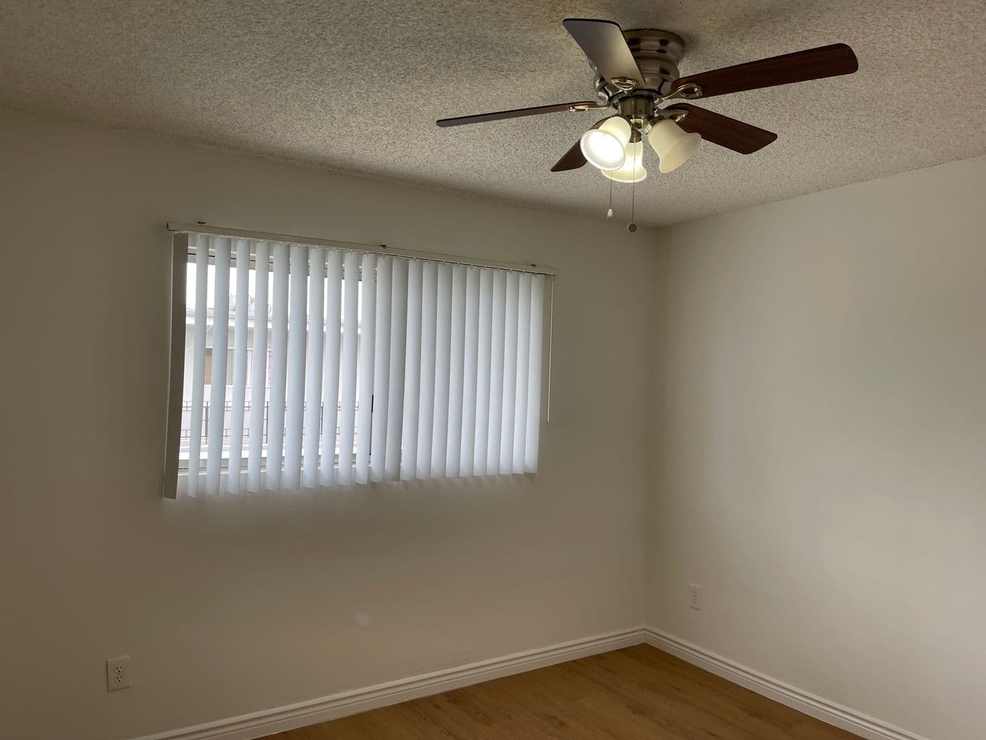 Granada Hills Apartment: 16914 Blackhawk Street