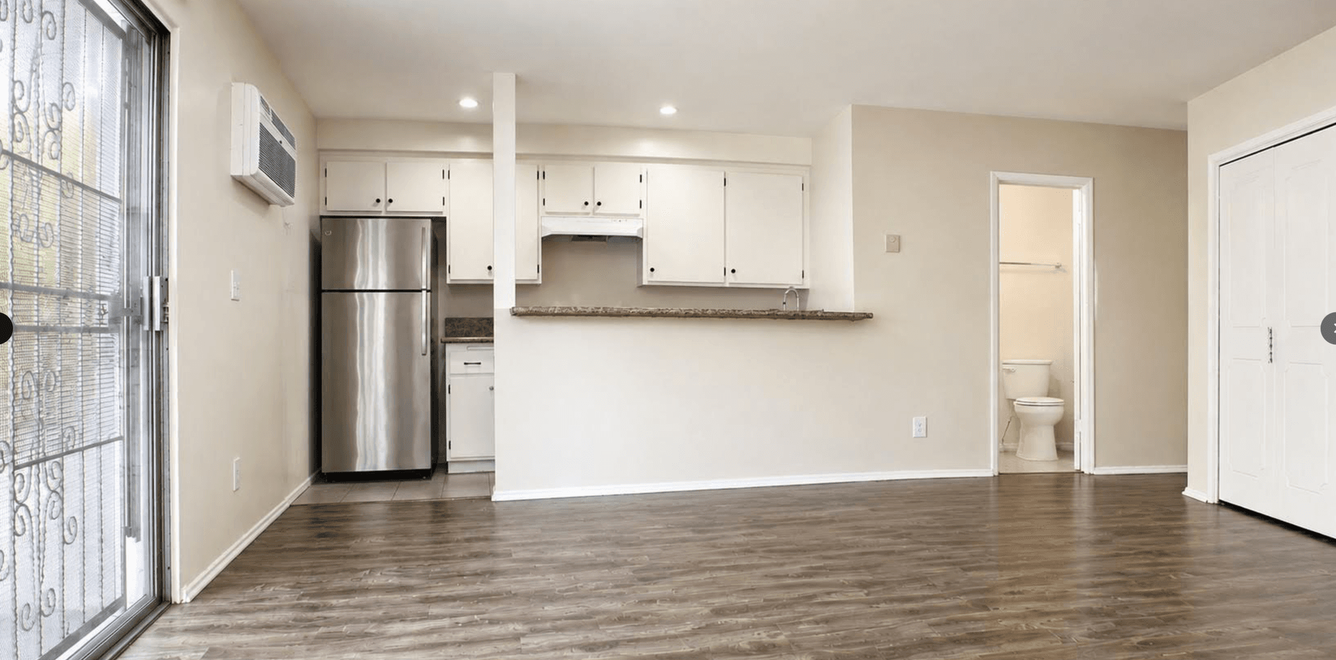 Los Angeles Apartment: 433 S. Hobart Blvd.