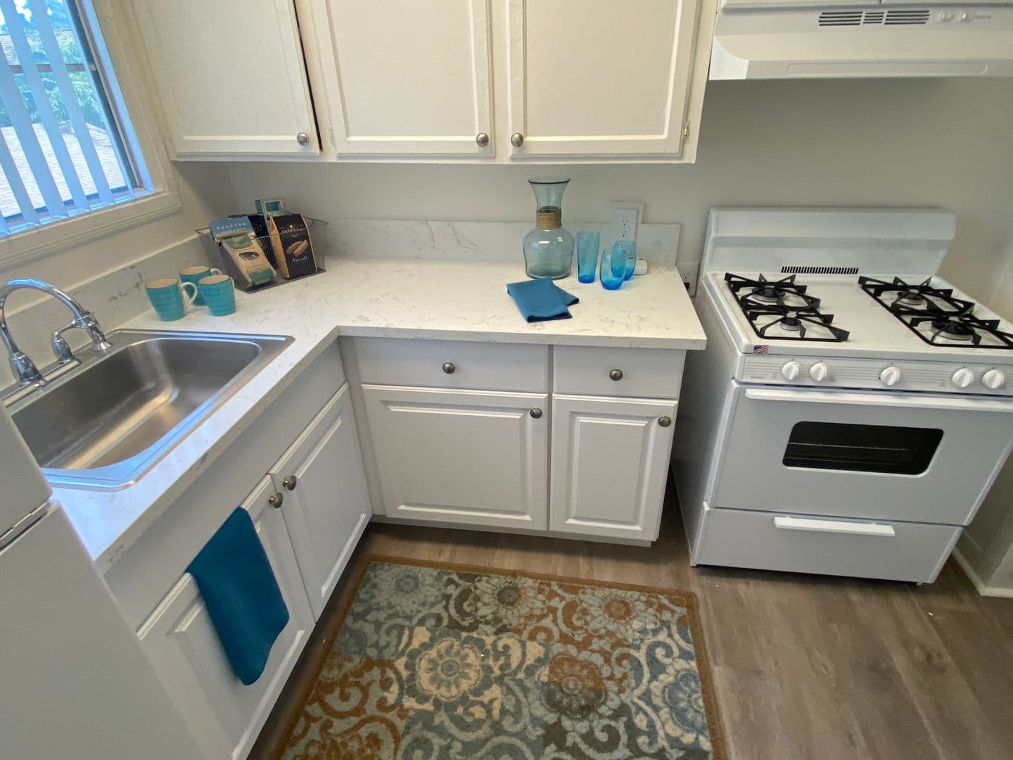 Monterey Park Apartment: 645 W Pomona Blvd