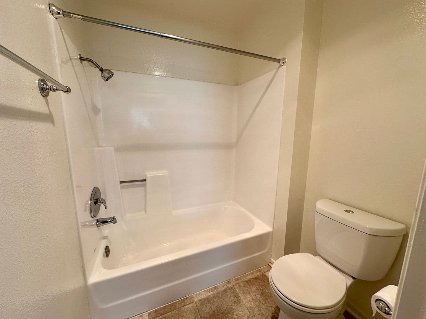 North Hollywood Apartment: 10822 Otsego Street