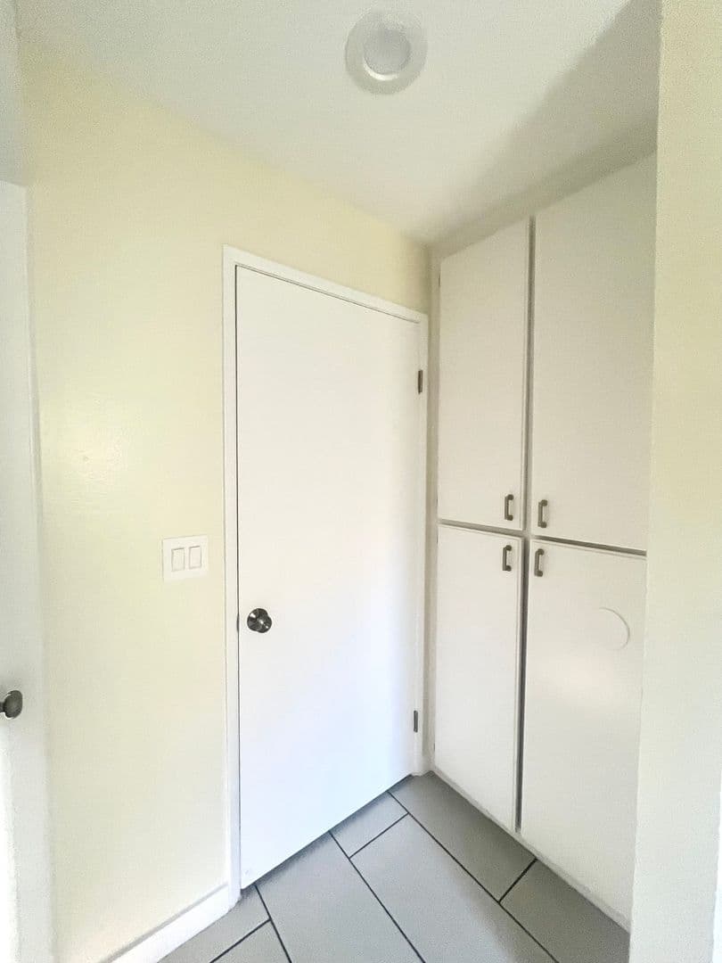 Pacoima Apartment: 10800 Glenoaks Blvd.