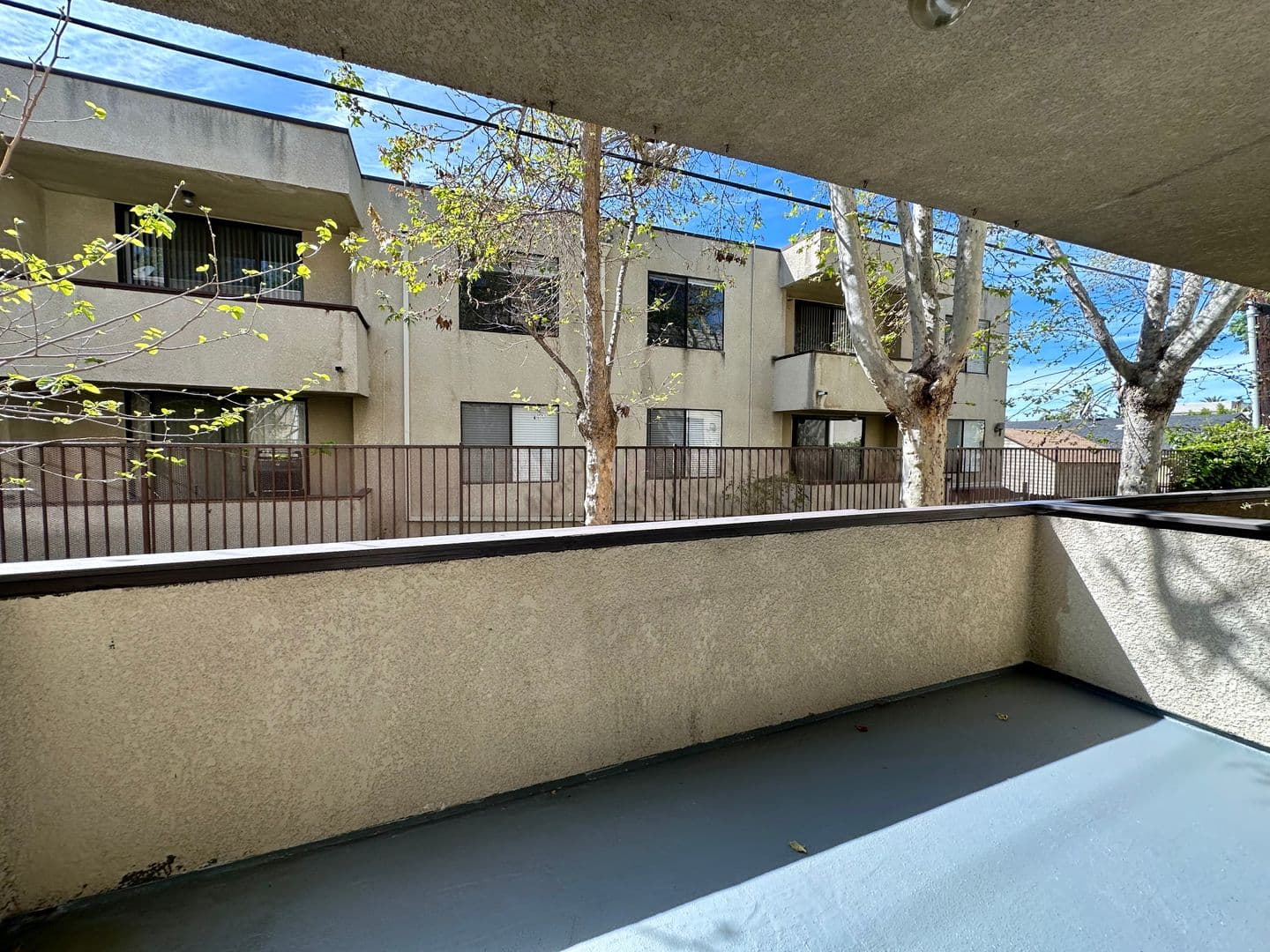 North Hollywood Apartment: 10822 Otsego Street