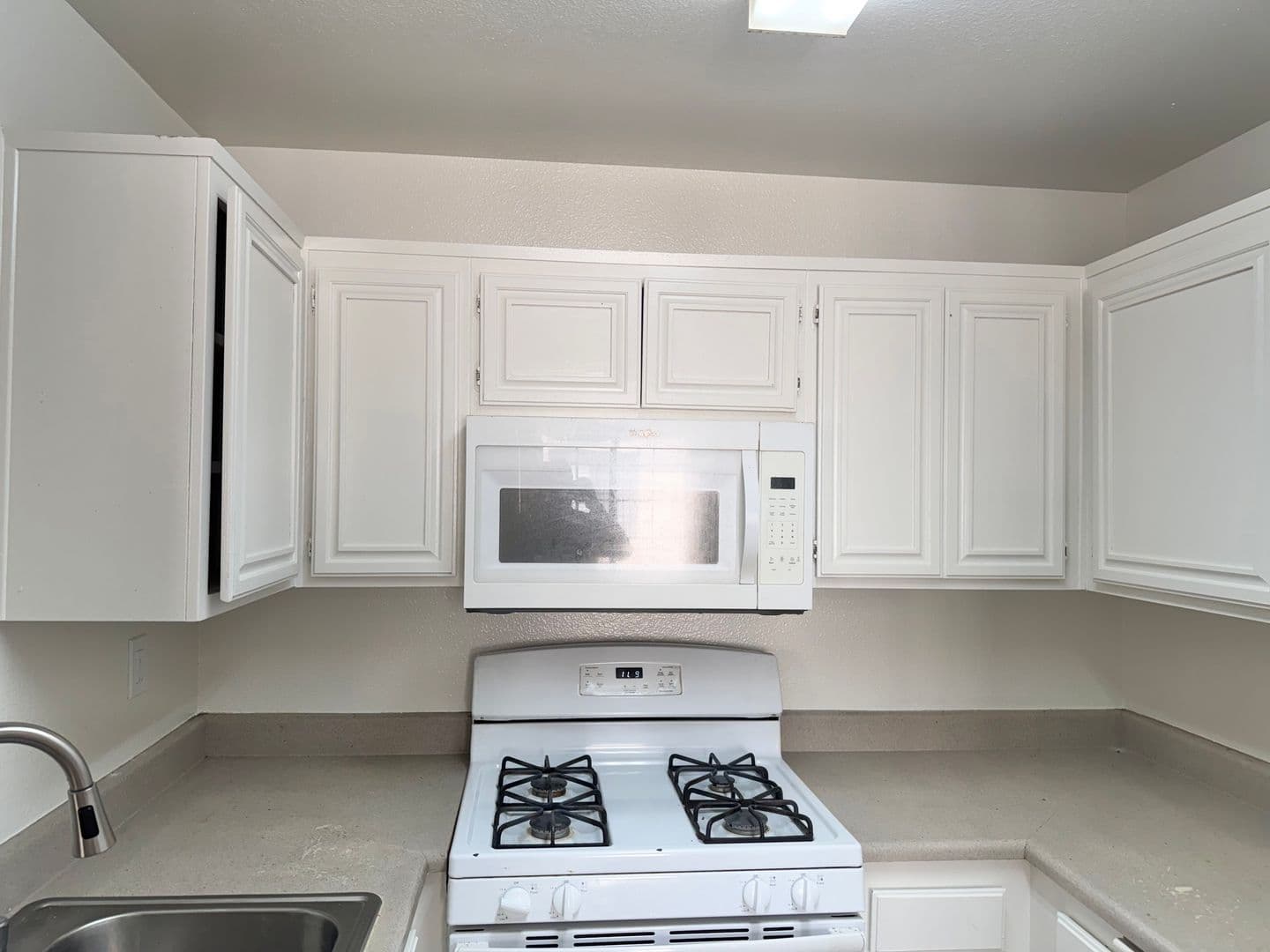 Canoga Park Apartment: 7020  Remmet Ave.