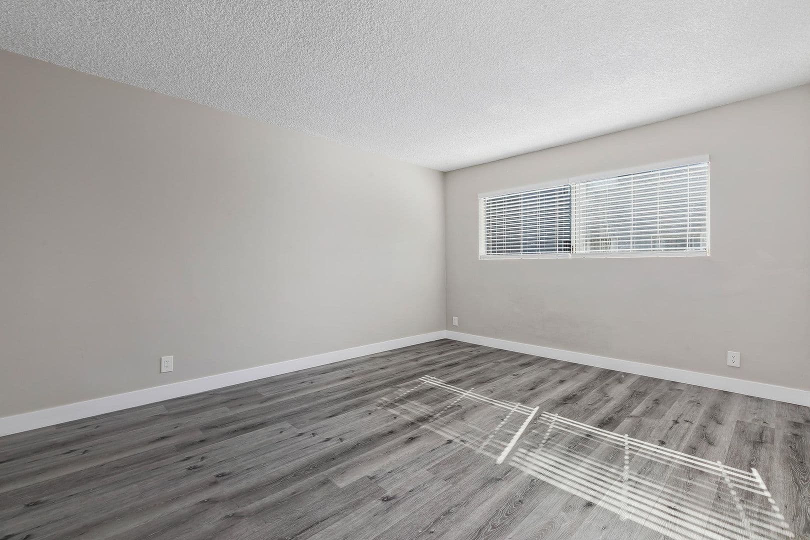 Sherman Oaks Apartment: 14320 Addison St.