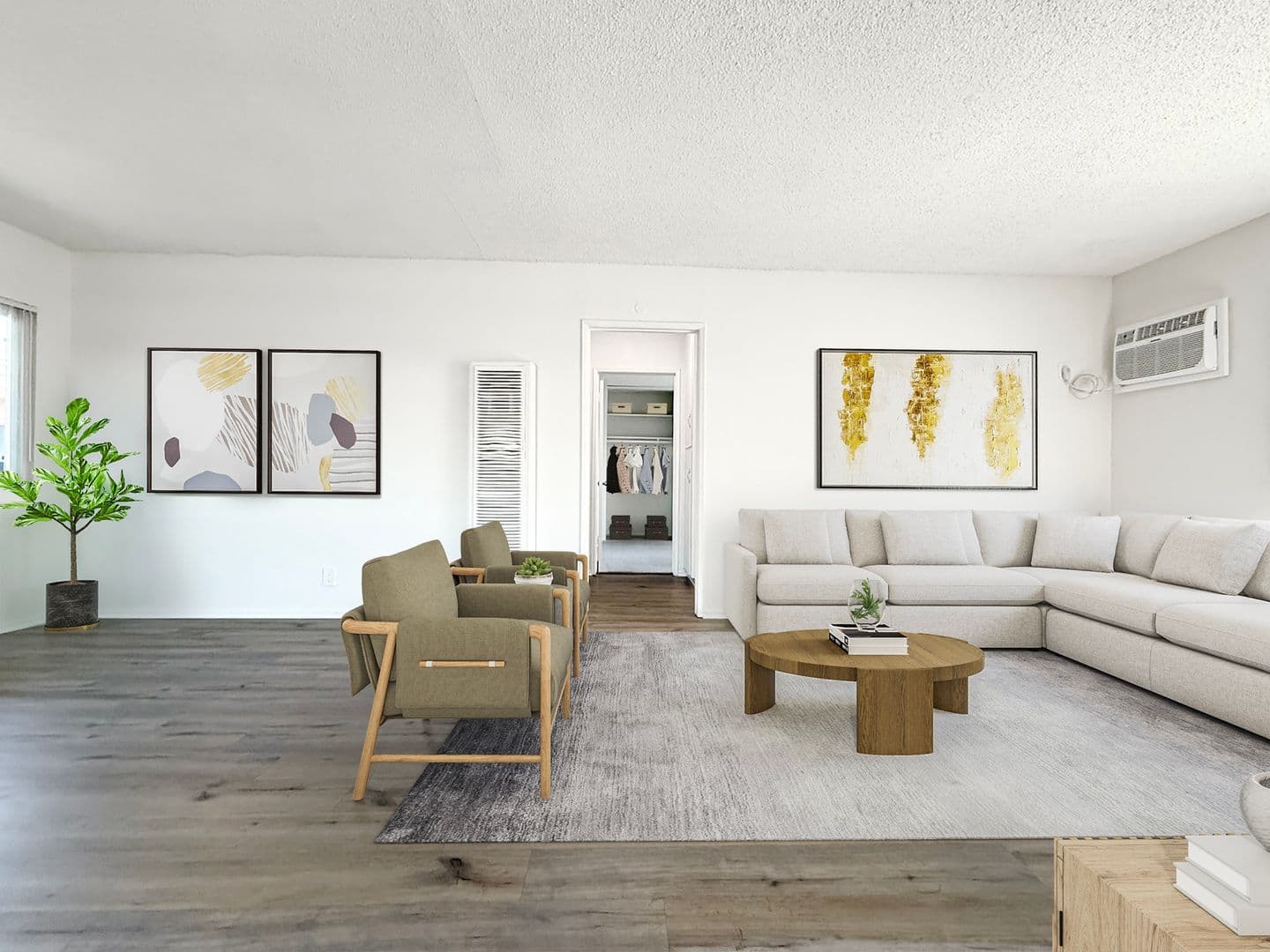 No. Hollywood Apartment: 7616 Fulton Avenue