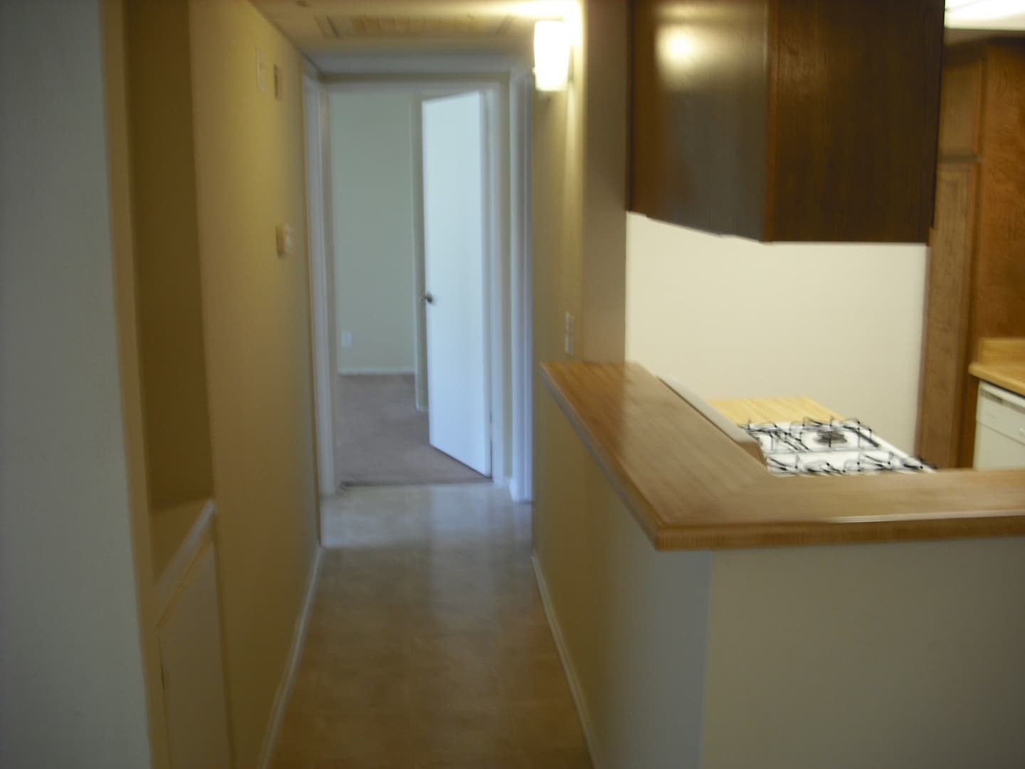 Canoga Park Apartment: 7255 Independence Ave