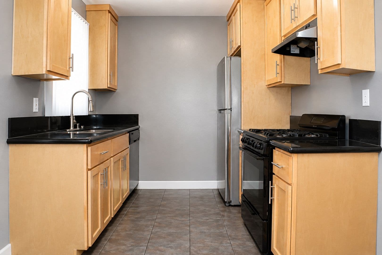 North Hollywood Apartment: 6859-6865 Fulton Ave.