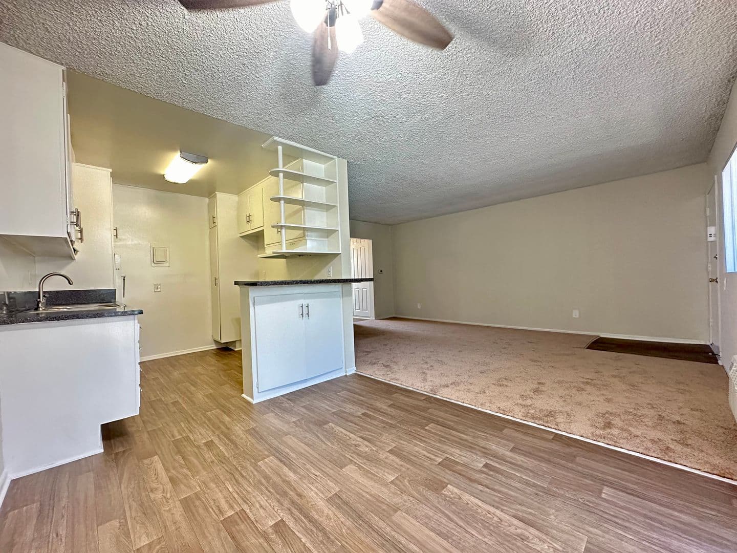 Northridge Apartment: 8830 Etiwanda Ave