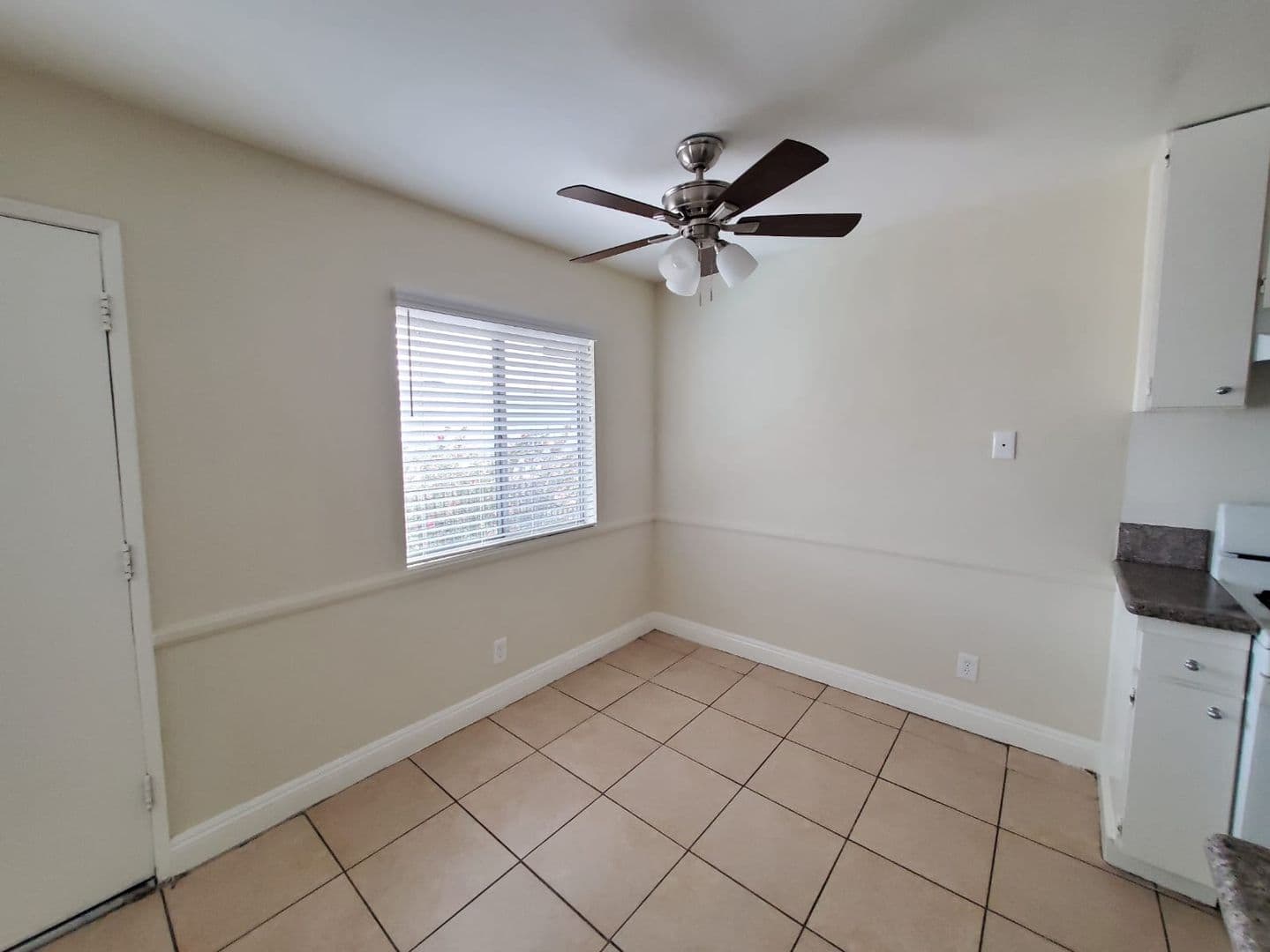 Canyon Country Apartment: 27301 Whites Canyon Road