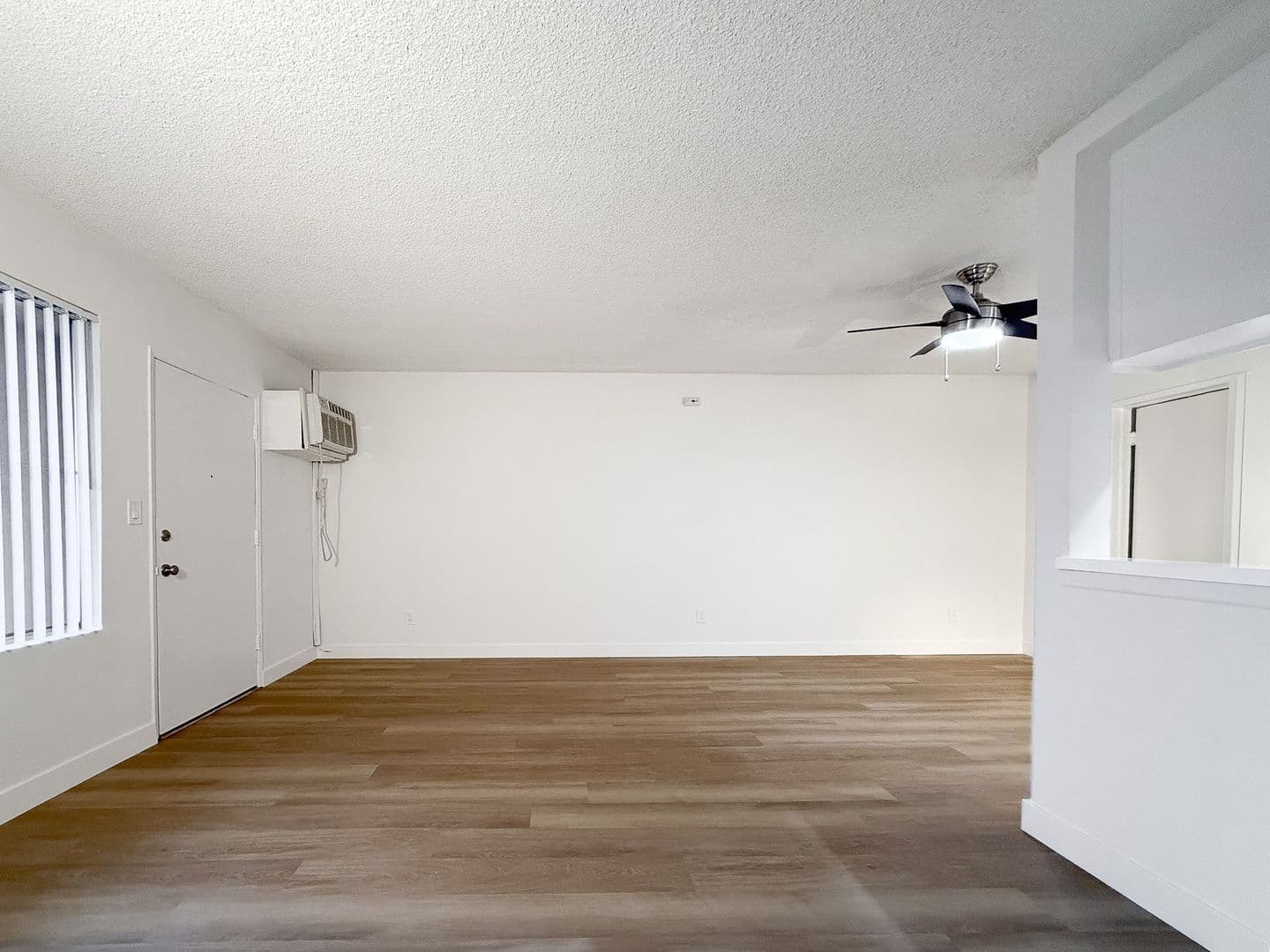 Woodland Hills Apartment: 5480 Quakertown Ave