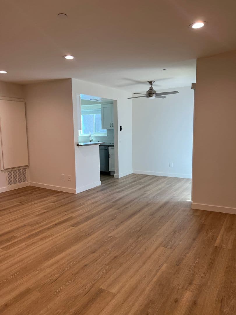Glendale Apartment: 1636 N. Verdugo Rd.