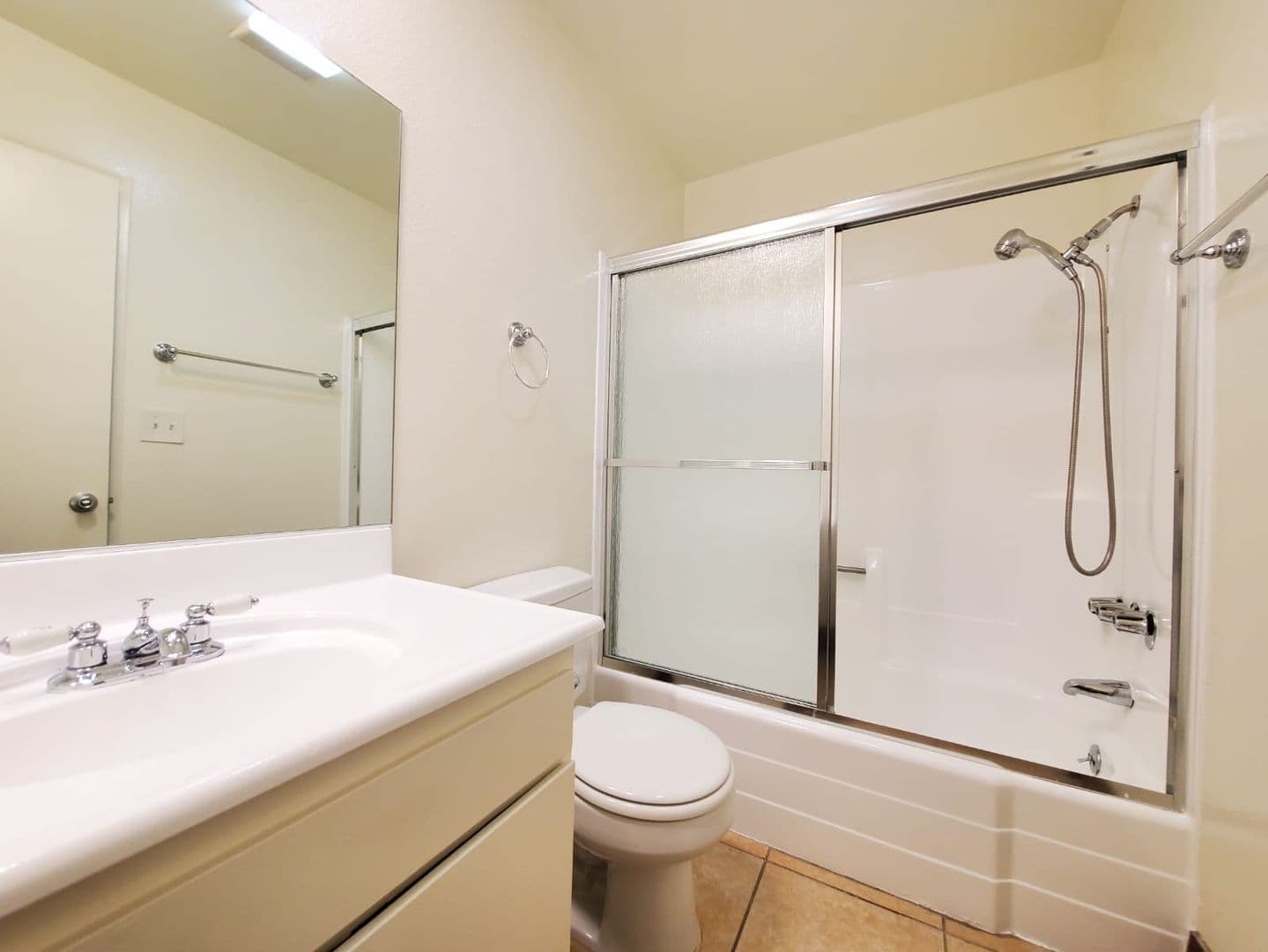 Canyon Country Apartment: 27301 Whites Canyon Road