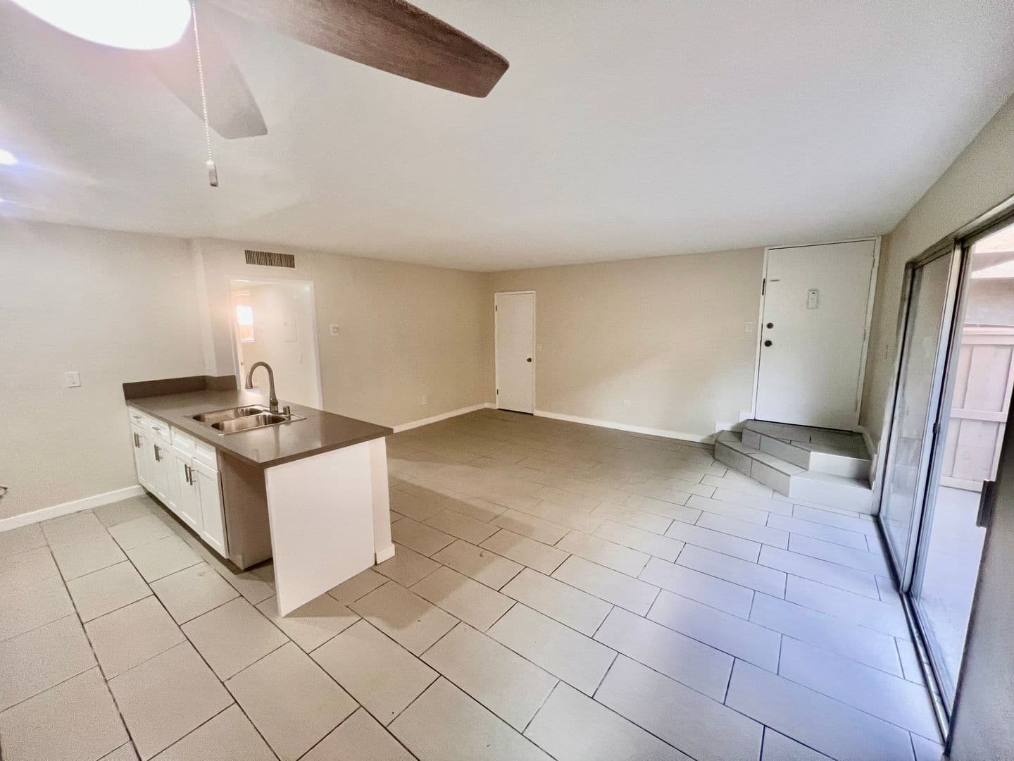 North Hills Apartment: 8533 Columbus Ave.