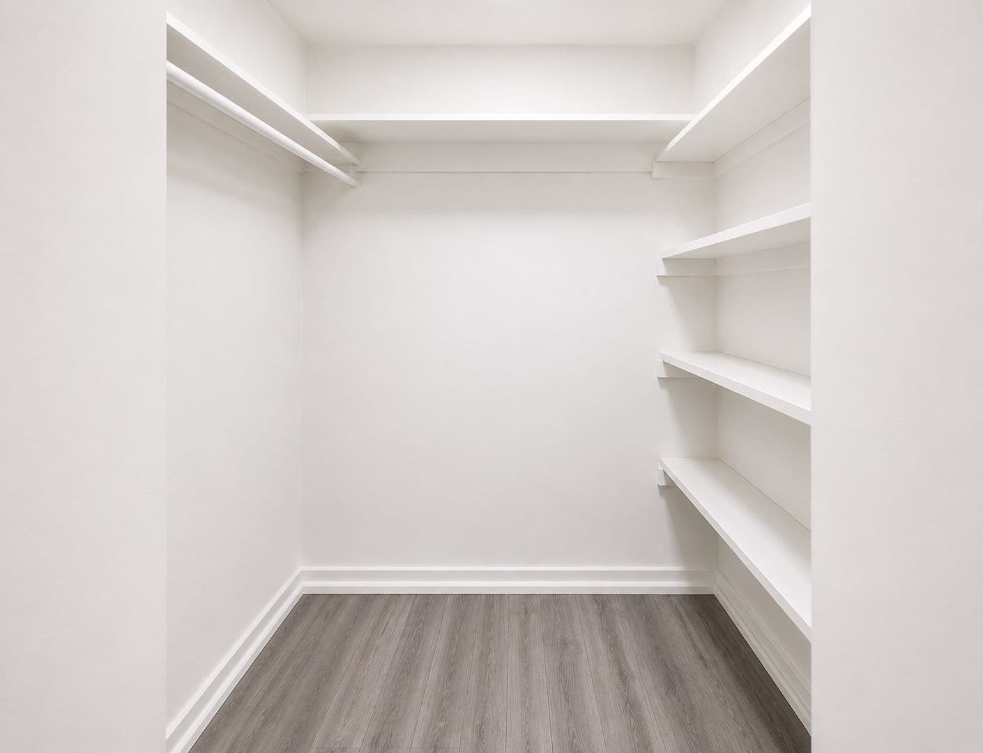Northridge Apartment: 18100 Roscoe Blvd.