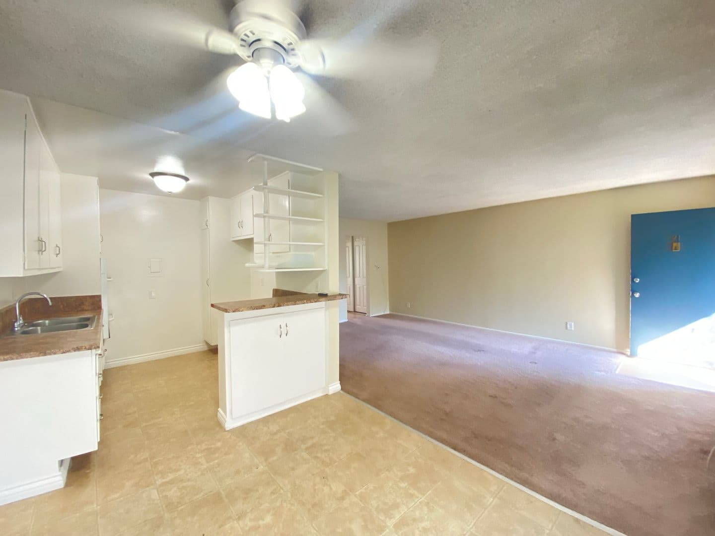 Northridge Apartment: 8830 Etiwanda Ave